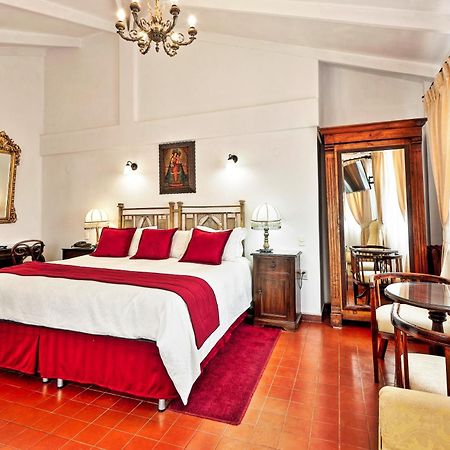 El Hotel De Su Merced Sucre Esterno foto