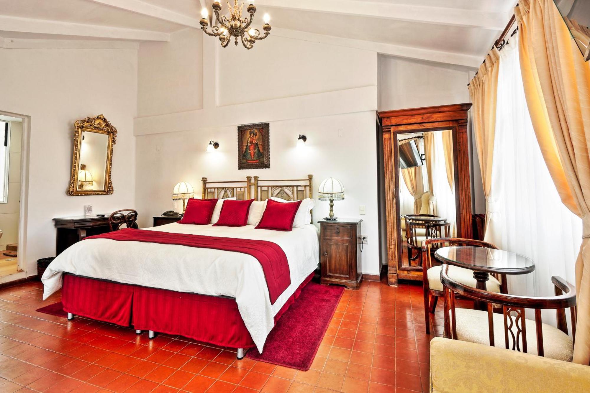 El Hotel De Su Merced Sucre Esterno foto