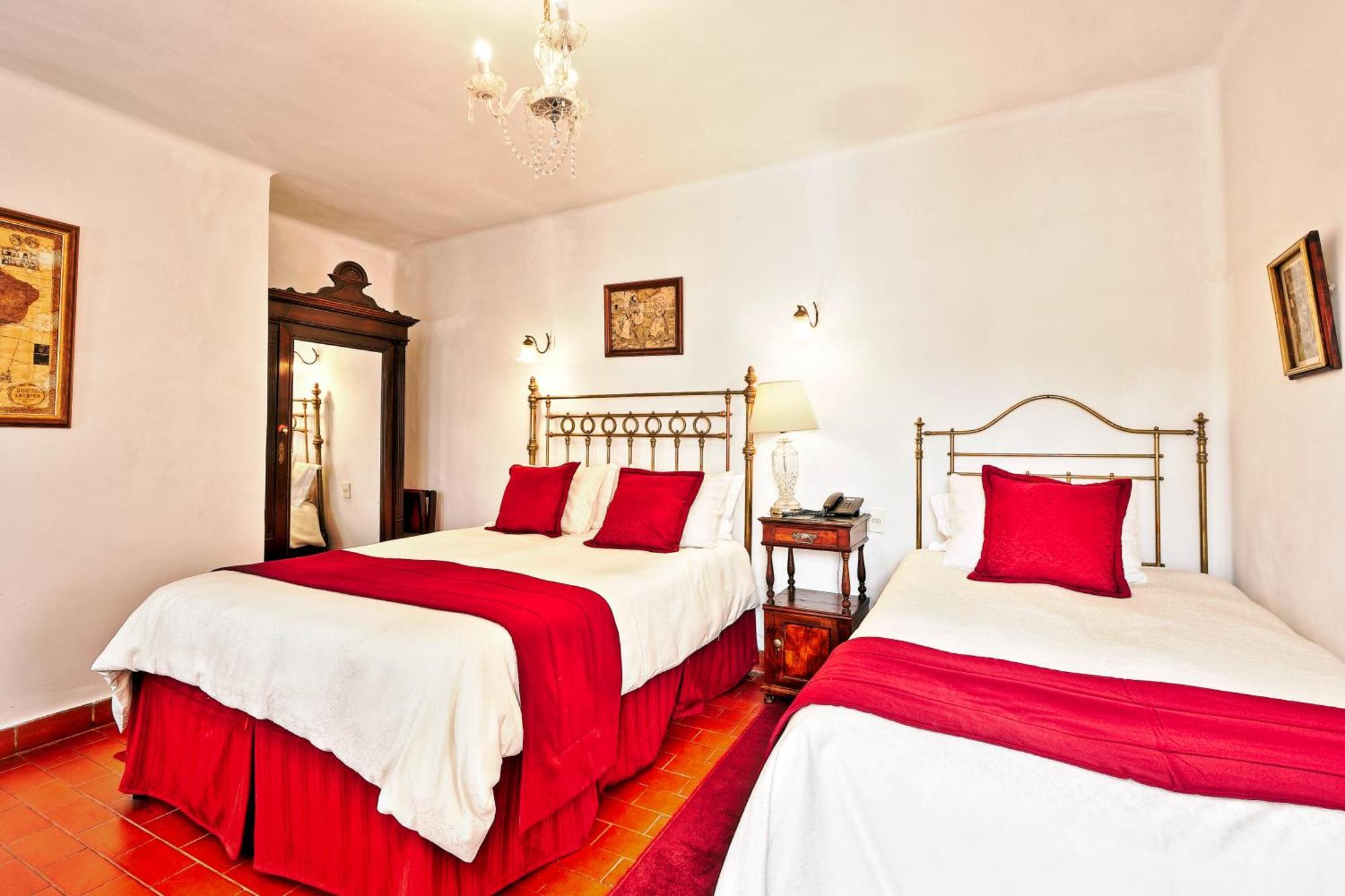 El Hotel De Su Merced Sucre Esterno foto