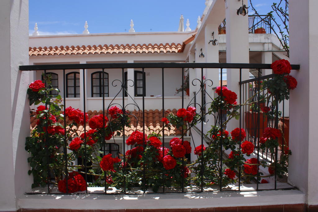 El Hotel De Su Merced Sucre Esterno foto